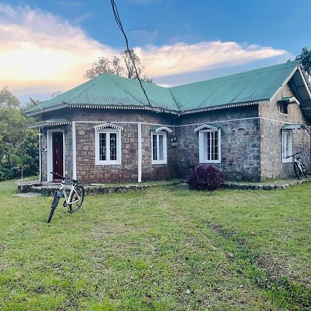 Thottom Stays Private Bungalow Munnar Bagian luar foto