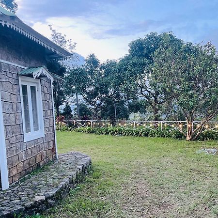 Thottom Stays Private Bungalow Munnar Bagian luar foto